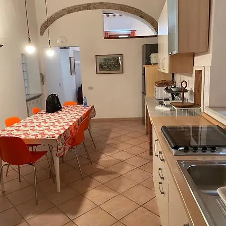 Daire Artemisia Pisa